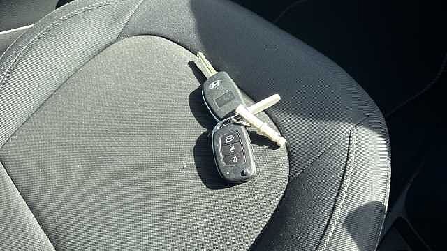 Hyundai I10 1.0 Play 5dr Petrol Hatchback Grey