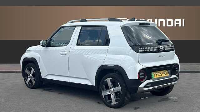 Hyundai INSTER 85kW 02 49kWh 5dr Auto Electric Hatchback Special Solid - Atlas White