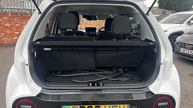 Hyundai INSTER 85kW 02 49kWh 5dr Auto Electric Hatchback Special Solid - Atlas White