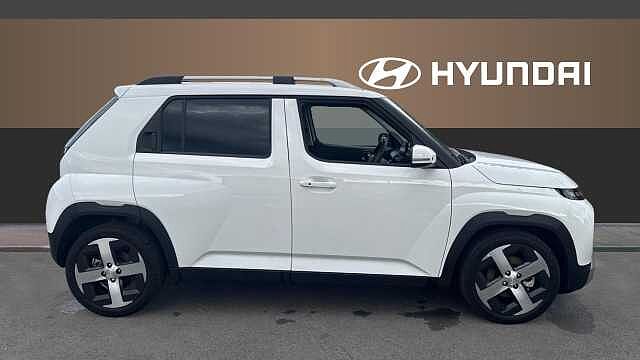 Hyundai INSTER 85kW 02 49kWh 5dr Auto Electric Hatchback Special Solid - Atlas White