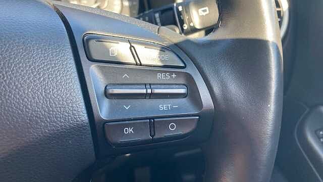 Hyundai KONA 1.6 GDi Hybrid Premium SE 5dr DCT Hybrid Hatchback Grey