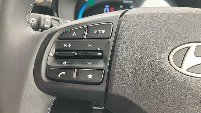 Hyundai I10 1.0 [63] Advance 5dr [Nav] Petrol Hatchback Pearl - Mangrove Green