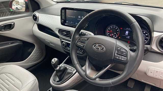 Hyundai I10 1.0 MPi Premium 5dr Petrol Hatchback Red