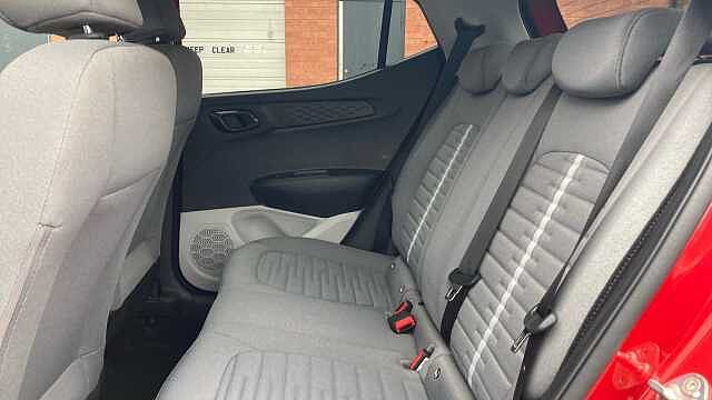 Hyundai I10 1.0 MPi Premium 5dr Petrol Hatchback Red