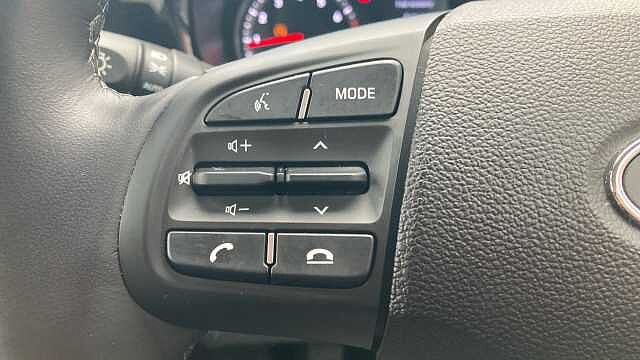 Hyundai I10 1.0 MPi Premium 5dr Petrol Hatchback Red