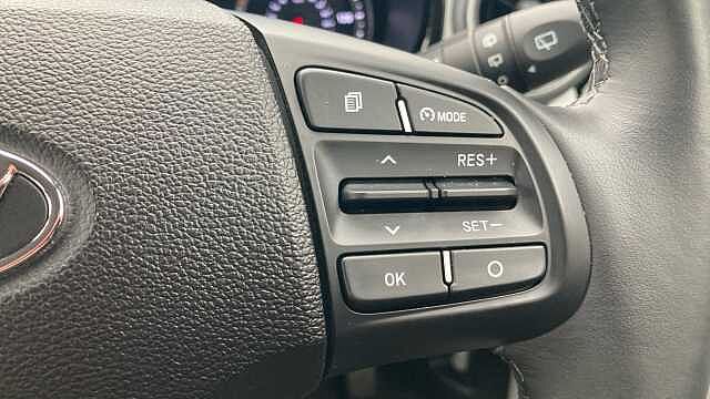 Hyundai I10 1.0 MPi Premium 5dr Petrol Hatchback Red