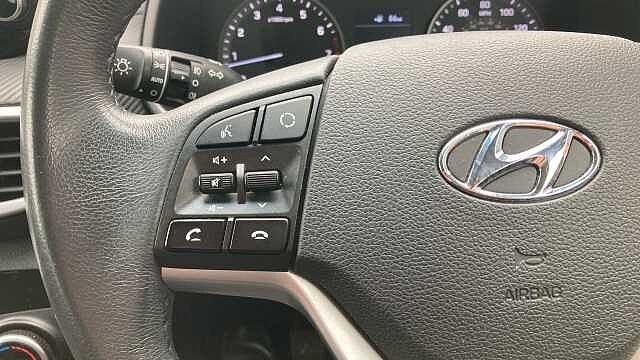 Hyundai TUCSON 1.6 GDi SE Nav 5dr 2WD Petrol Estate Grey