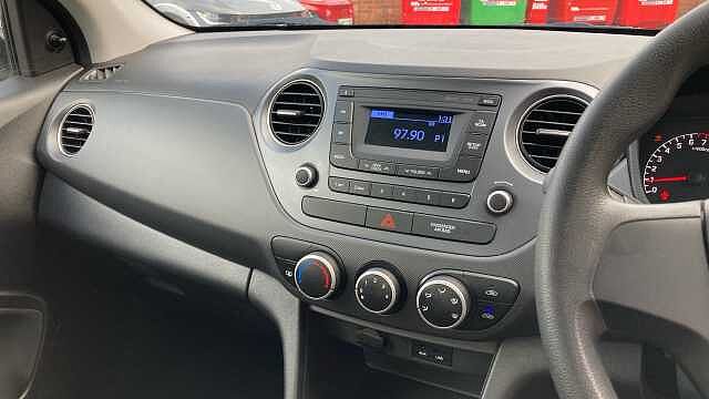 Hyundai I10 1.0 S 5dr Petrol Hatchback White