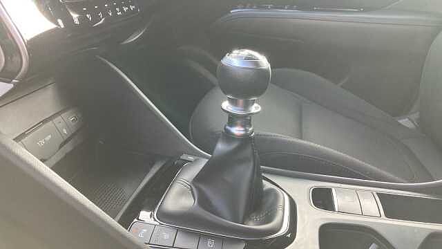 Hyundai TUCSON 1.6 TGDi Premium 5dr 2WD Petrol Estate Red