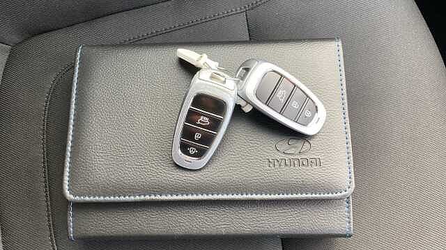 Hyundai TUCSON 1.6 TGDi Premium 5dr 2WD Petrol Estate Red