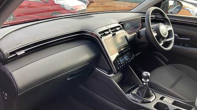 Hyundai TUCSON 1.6 TGDi Premium 5dr 2WD Petrol Estate Red