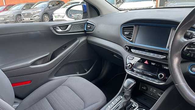 Hyundai IONIQ 1.6 GDi Hybrid Premium 5dr DCT Hybrid Hatchback