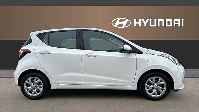Hyundai i10 1.0 SE 5dr Petrol Hatchback