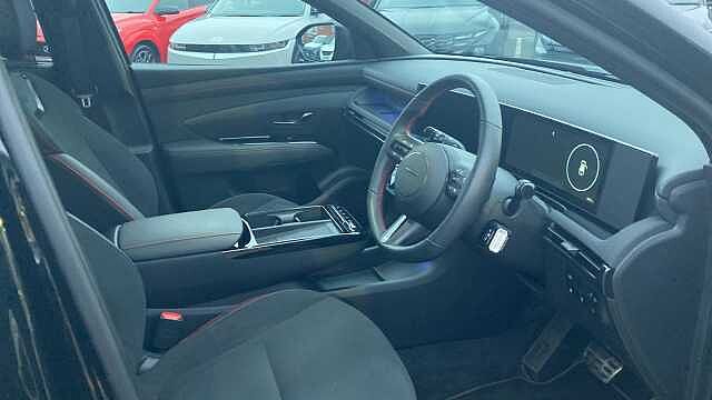 Hyundai TUCSON 1.6T Plug-in Hybrid N Line 5dr Auto Estate Pearl - Abyss Black