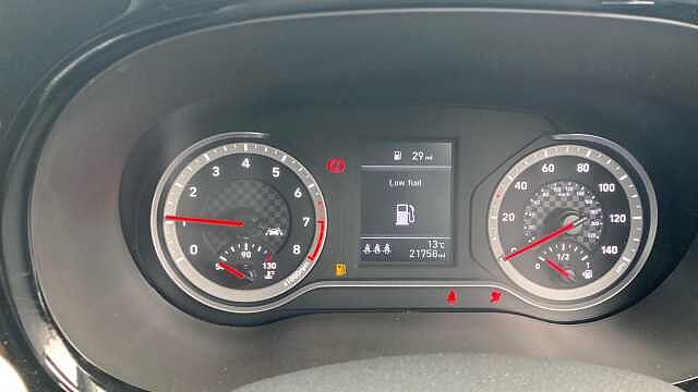 Hyundai I10 1.0 MPi Premium 5dr Petrol Hatchback White