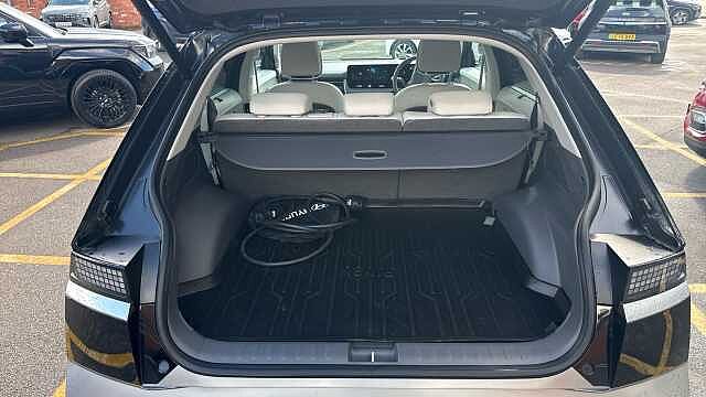 Hyundai IONIQ 5 239kW Ultimate 84 kWh 5dr AWD Auto [Tech Pack] Electric Hatchback Pearl - Abyss Black