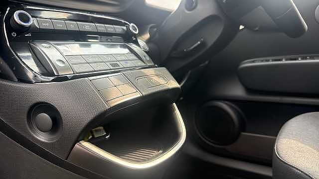 Hyundai INSTER 71kW 01 42kWh 5dr Auto Electric Hatchback