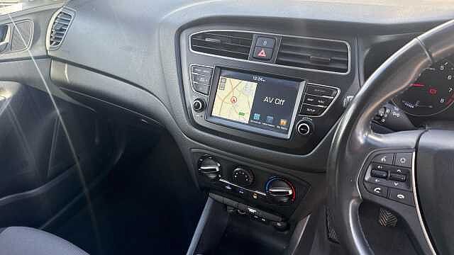 Hyundai i20 1.2 MPi Play 5dr Petrol Hatchback