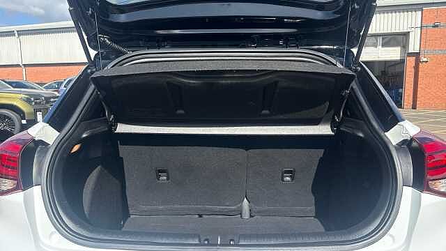 Hyundai i20 1.2 MPi Play 5dr Petrol Hatchback