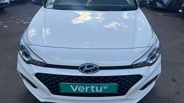 Hyundai i20 1.2 MPi Play 5dr Petrol Hatchback