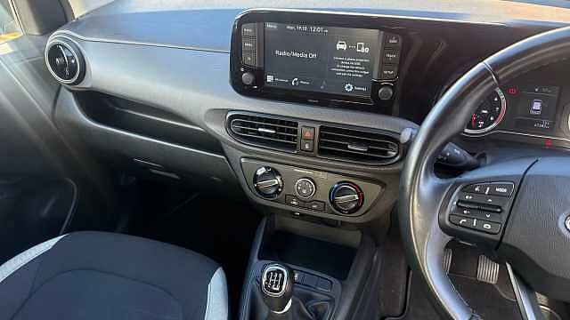 Hyundai i10 1.2 MPi SE Connect 5dr Petrol Hatchback