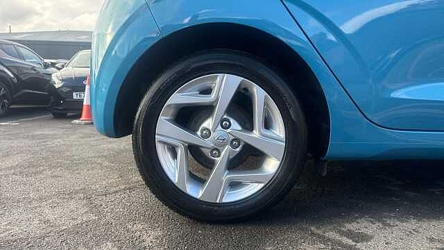 Hyundai i10 1.2 MPi SE Connect 5dr Petrol Hatchback