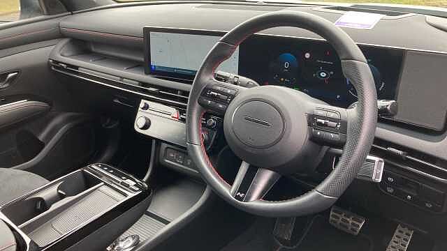 Hyundai TUCSON 1.6T Hybrid N Line S 5dr Auto Hybrid Estate White