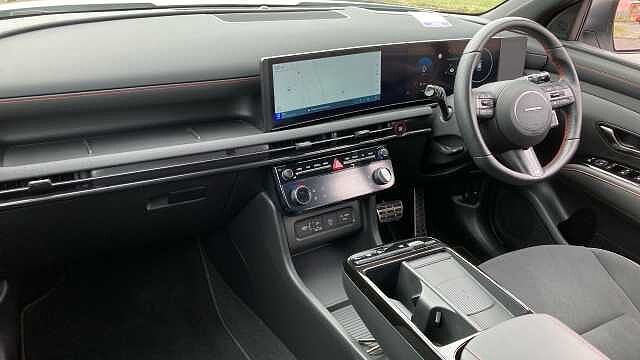 Hyundai TUCSON 1.6T Hybrid N Line S 5dr Auto Hybrid Estate White