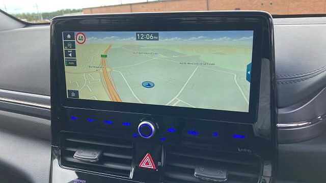 Hyundai IONIQ 1.6 GDi Hybrid Premium SE 5dr DCT Hybrid Hatchback White