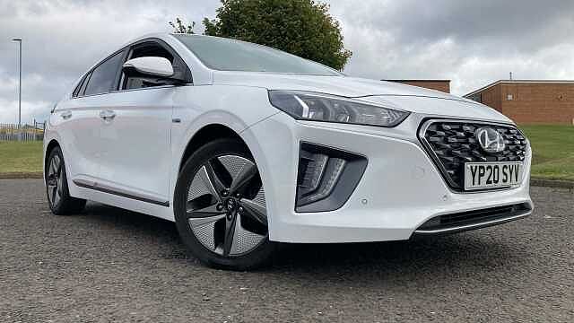 Hyundai IONIQ 1.6 GDi Hybrid Premium SE 5dr DCT Hybrid Hatchback White