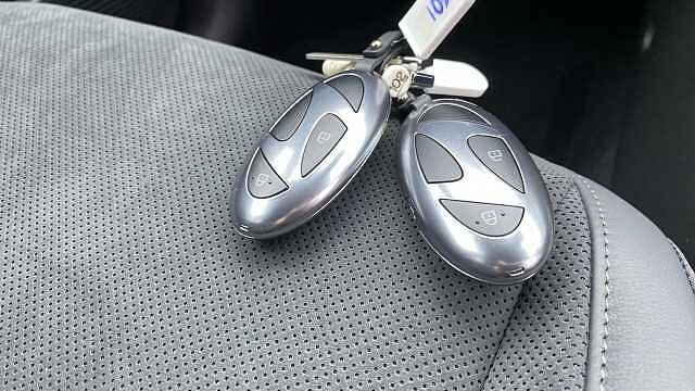 Hyundai KONA 1.6T N Line S 5dr DCT Petrol Hatchback Pearl - Abyss Black