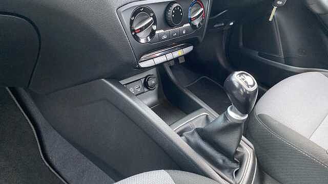 Hyundai i20 1.2 MPi SE 5dr Petrol Hatchback