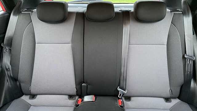 Hyundai i20 1.2 MPi SE 5dr Petrol Hatchback