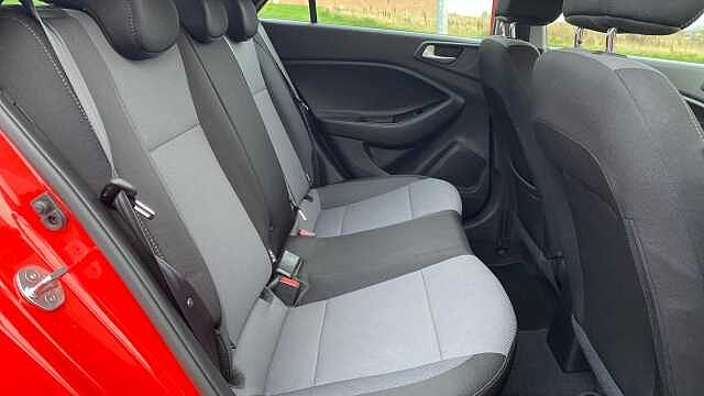 Hyundai i20 1.2 MPi SE 5dr Petrol Hatchback