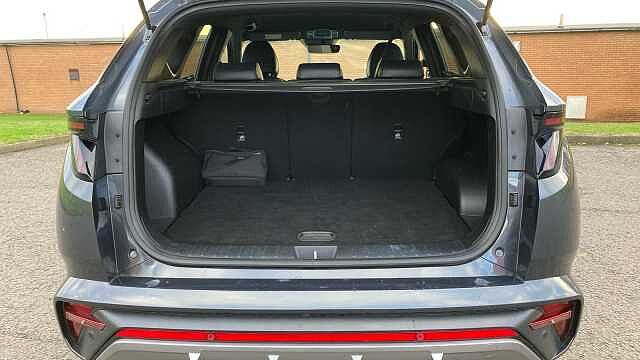Hyundai TUCSON 1.6 TGDi Plug-in Hybrid N Line 5dr 4WD Auto Estate Grey