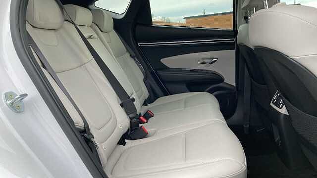 Hyundai TUCSON 1.6 TGDi Ultimate 5dr 2WD Petrol Estate White