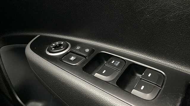 Hyundai i10 1.0 SE 5dr Petrol Hatchback