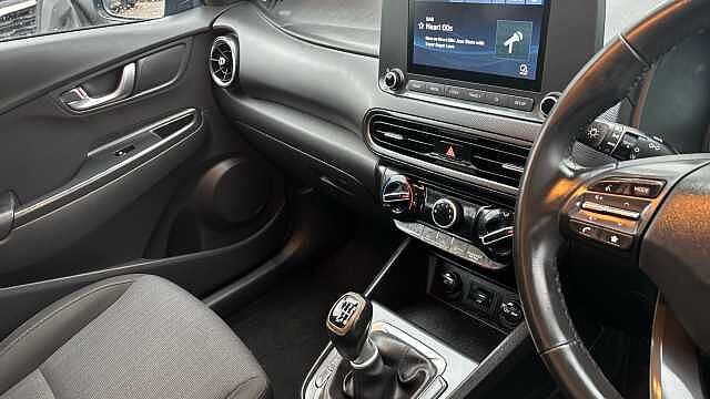 Hyundai KONA 1.0 TGDi 48V MHEV SE Connect 5dr Petrol Hatchback