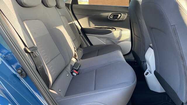 Hyundai BAYON 1.0 TGDi [90] Tech Line 5dr Petrol Hatchback Vibrant Blue - Pearl