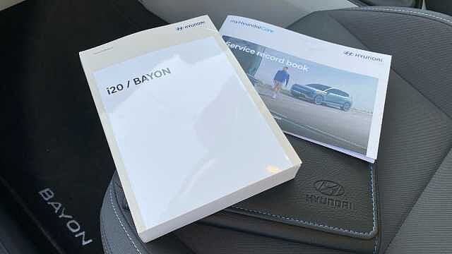 Hyundai BAYON 1.0 TGDi [90] Tech Line 5dr Petrol Hatchback Vibrant Blue - Pearl