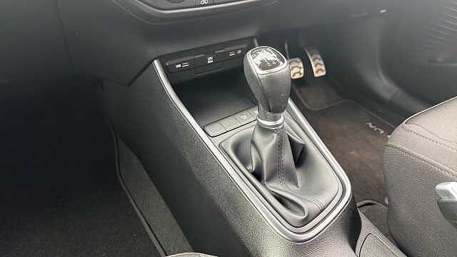 Hyundai BAYON 1.0 TGDi 48V MHEV SE Connect 5dr Petrol Hatchback