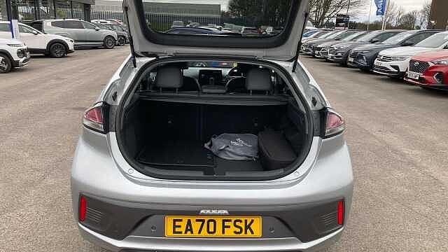 Hyundai IONIQ 1.6 GDi Plug-in Hybrid Premium SE 5dr DCT Hatchback