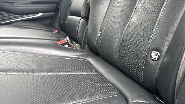 Hyundai SANTA FE 1.6 TGDi Hybrid Ultimate 5dr 4WD Auto Hybrid Estate