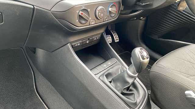 Hyundai BAYON 1.0 TGDi 48V MHEV SE Connect 5dr Petrol Hatchback