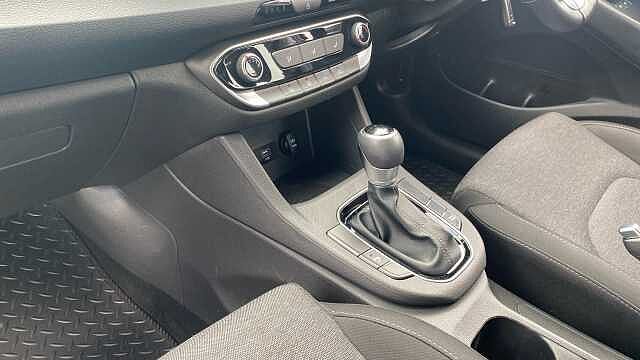 Hyundai i30 1.0T GDi SE Connect 5dr DCT Petrol Hatchback