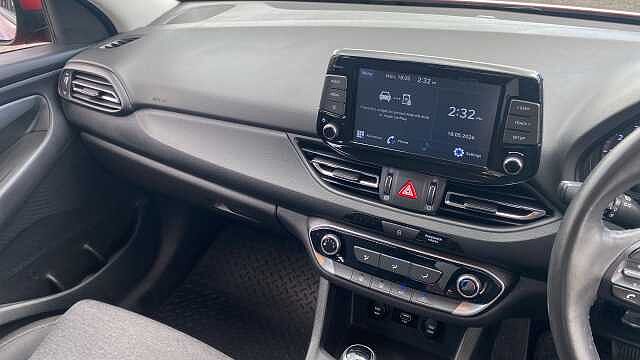 Hyundai i30 1.0T GDi SE Connect 5dr DCT Petrol Hatchback