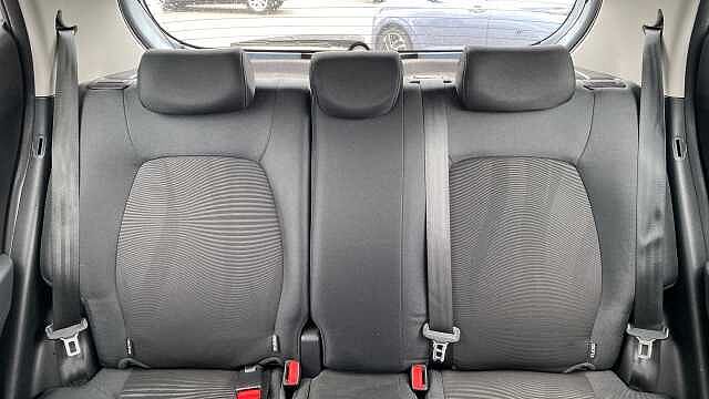 Hyundai i10 1.0 SE 5dr Petrol Hatchback