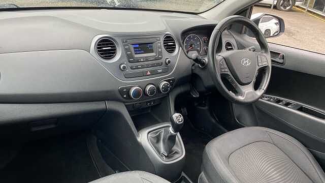 Hyundai i10 1.0 SE 5dr Petrol Hatchback