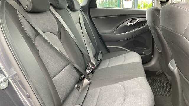 Hyundai i30 1.0T GDi SE Connect 5dr DCT Petrol Hatchback