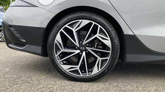 Hyundai IONIQ 6 168kW Ultimate 77kWh 4dr Auto Electric Saloon